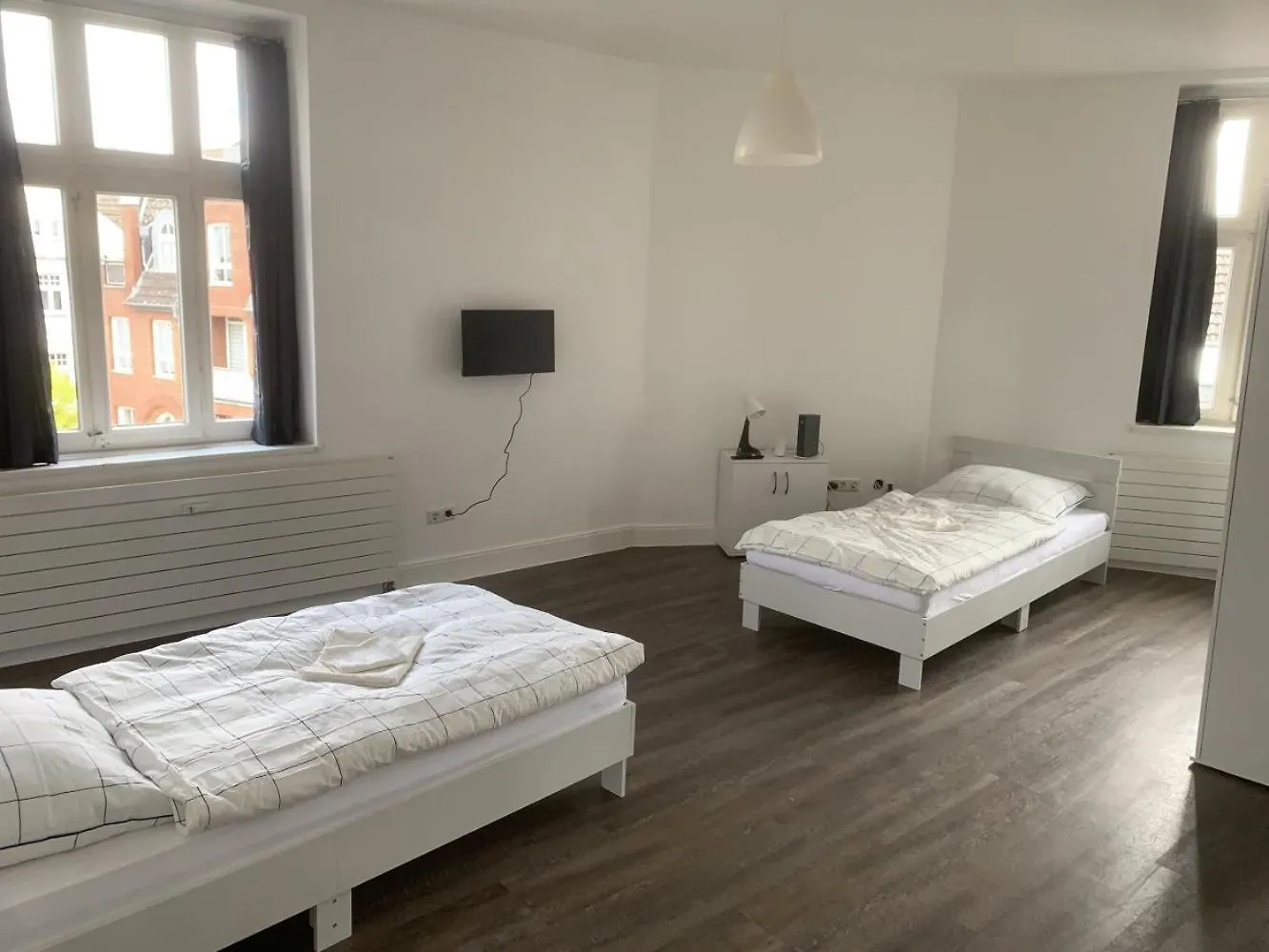 Sleek Apartment In Troisdorf 0*,