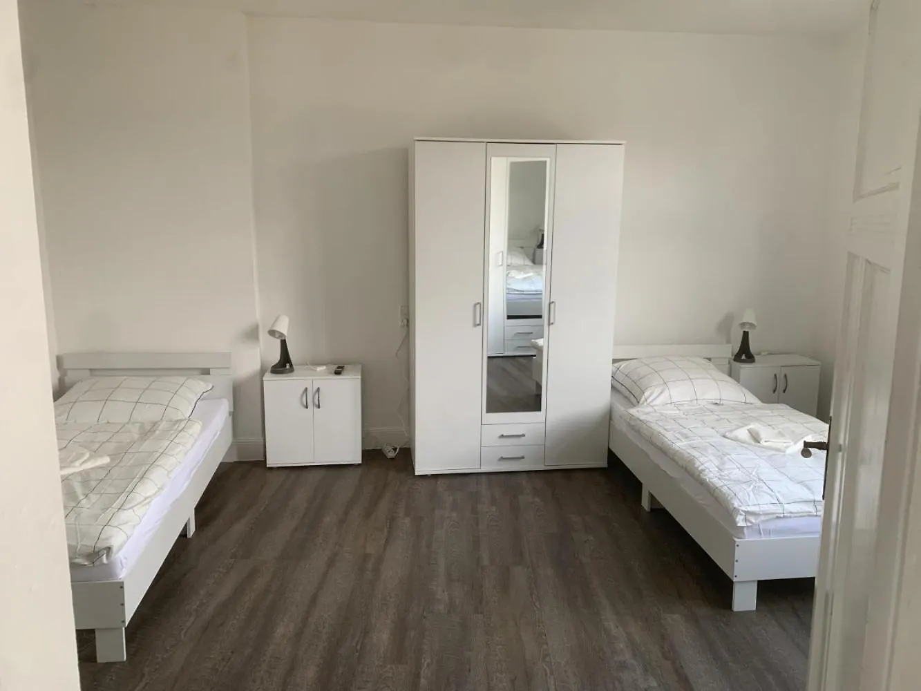 Sleek Apartment In Troisdorf location