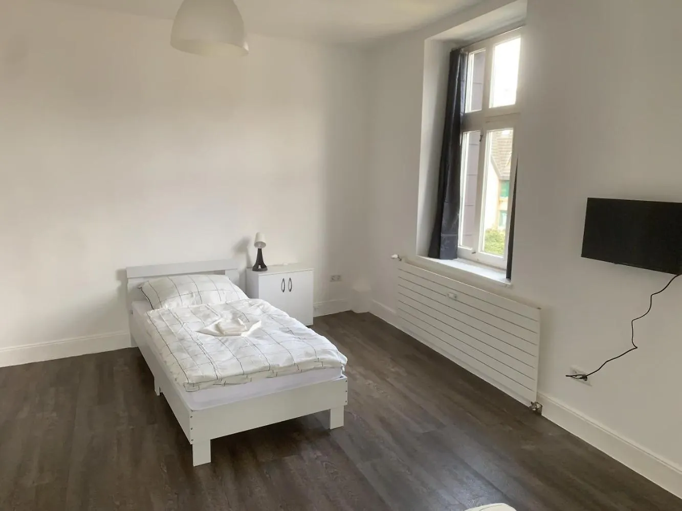 Sleek Apartment In Troisdorf